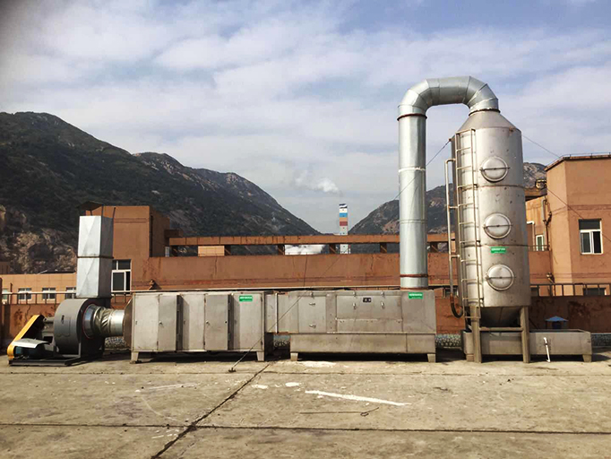 Spraying tower photolysis plasma integrated exhaust gas purification and deodorization unit